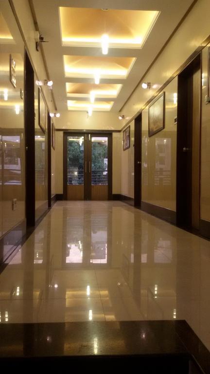 Hotel Vijay Residency Аурангабад Екстериор снимка