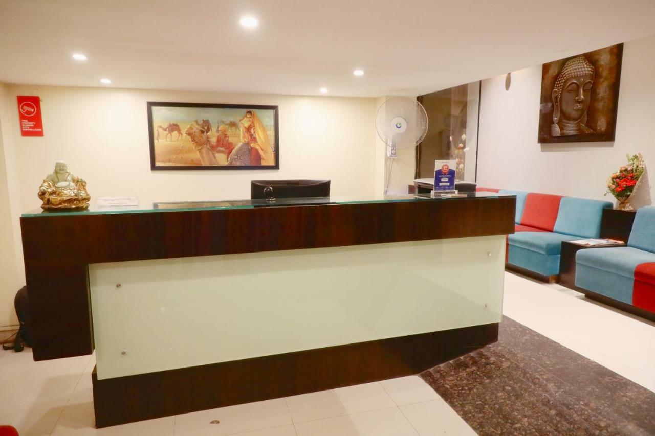 Hotel Vijay Residency Аурангабад Екстериор снимка